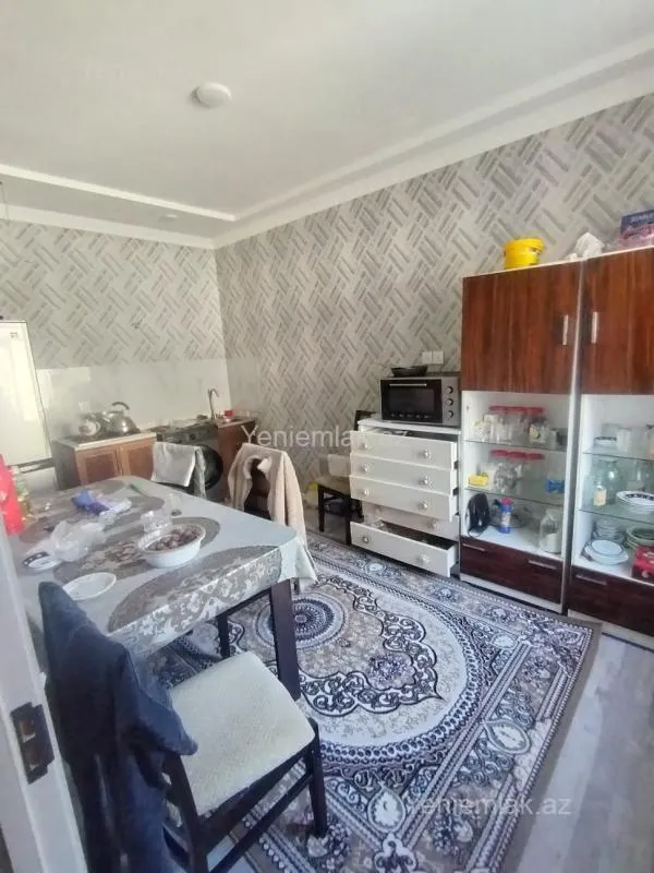 Satılır 3 otaqlı həyət evi 80 m²