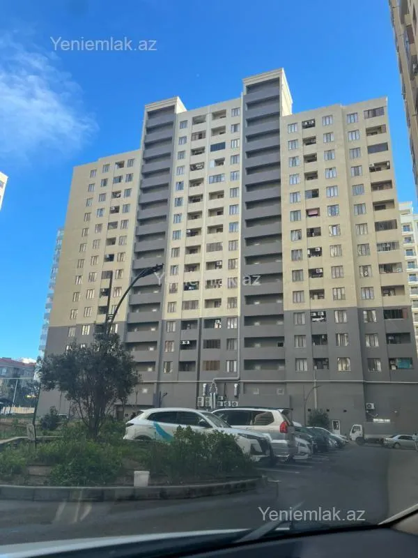 Satılır 3 otaqlı yeni tikili 105 m²