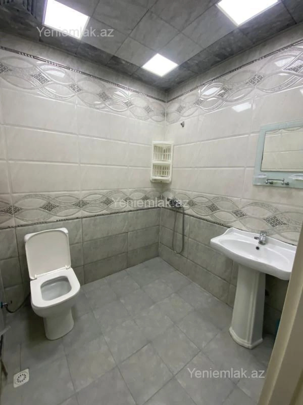 Satılır 2 otaqlı yeni tikili 55 m²