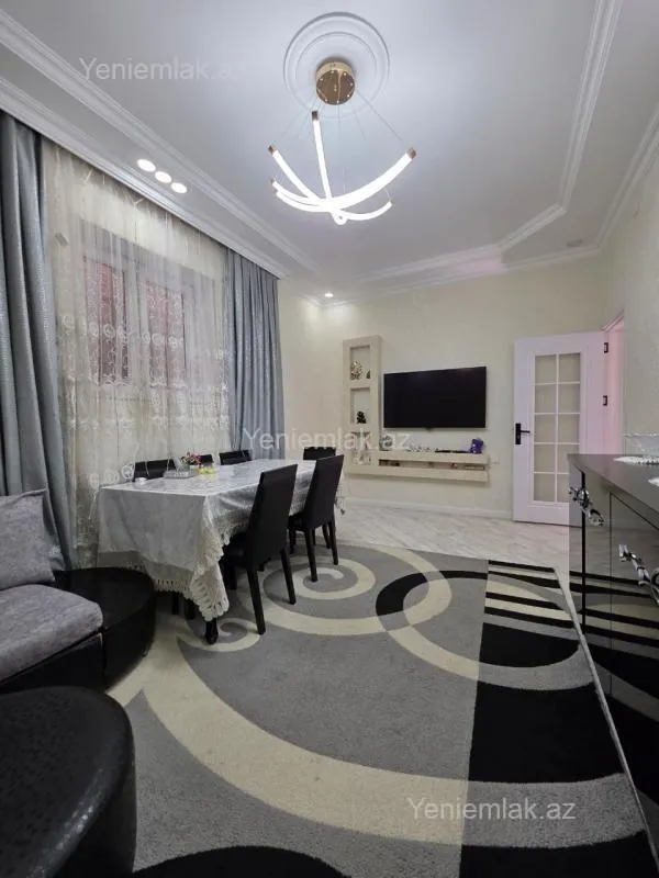 Satılır 3 otaqlı həyət evi 200 m²