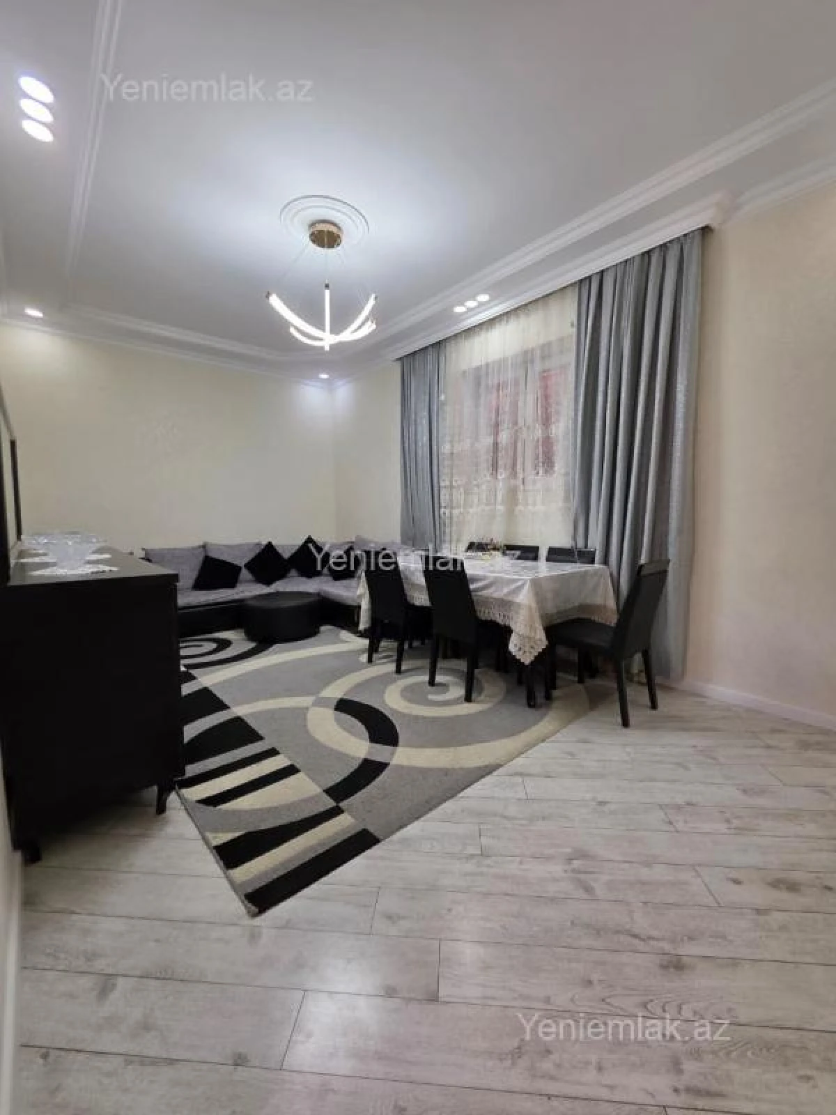 Satılır 3 otaqlı həyət evi 200 m²