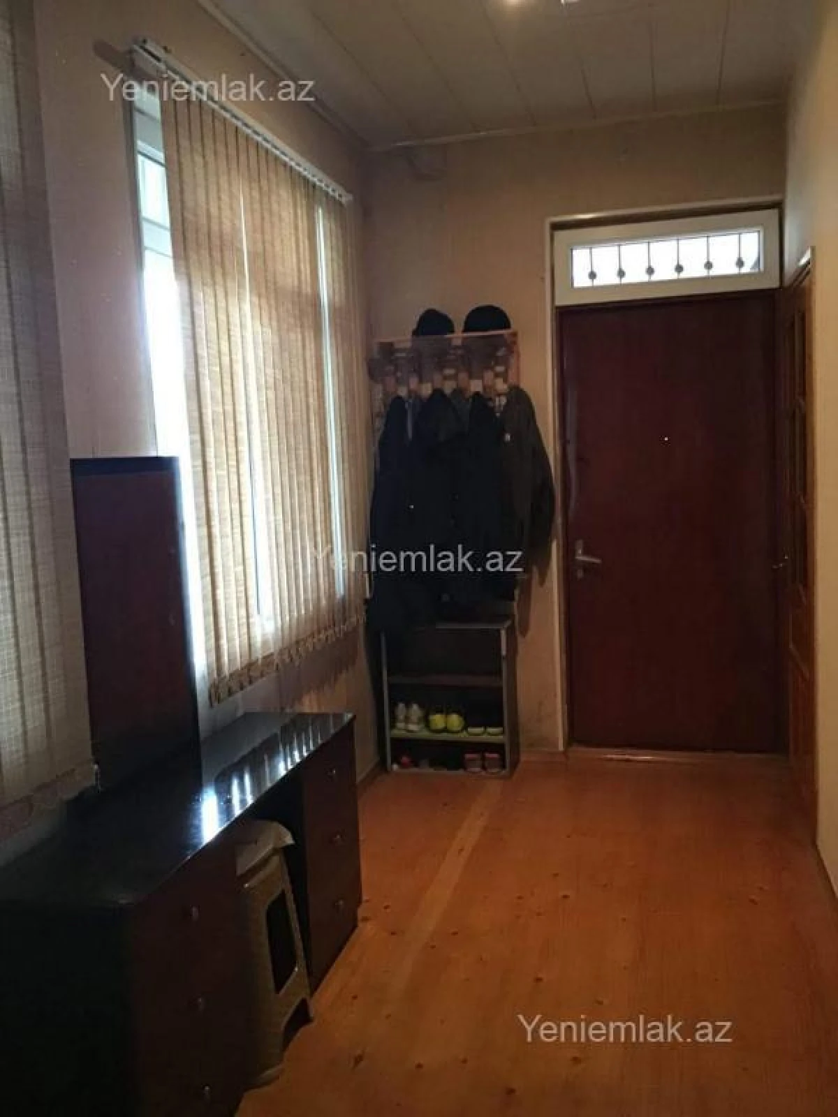 Satılır 7 otaqlı həyət evi 180 m²