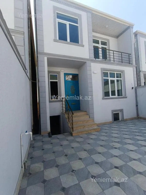 Satılır 4 otaqlı həyət evi 120 m²