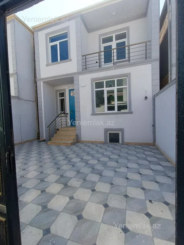 Satılır 4 otaqlı həyət evi 120 m²