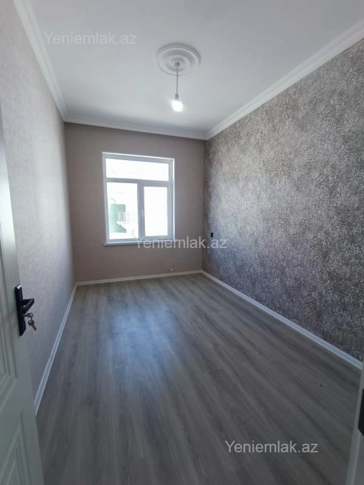 Satılır 4 otaqlı həyət evi 120 m²