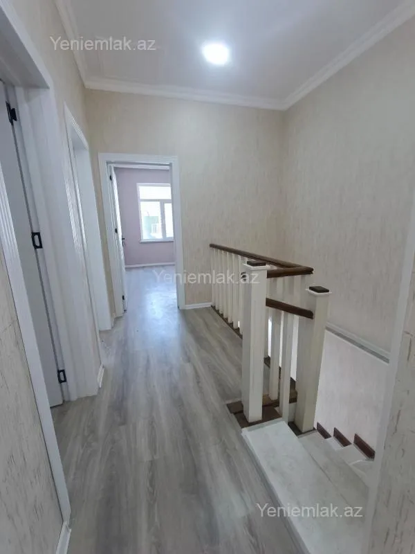 Satılır 4 otaqlı həyət evi 120 m²