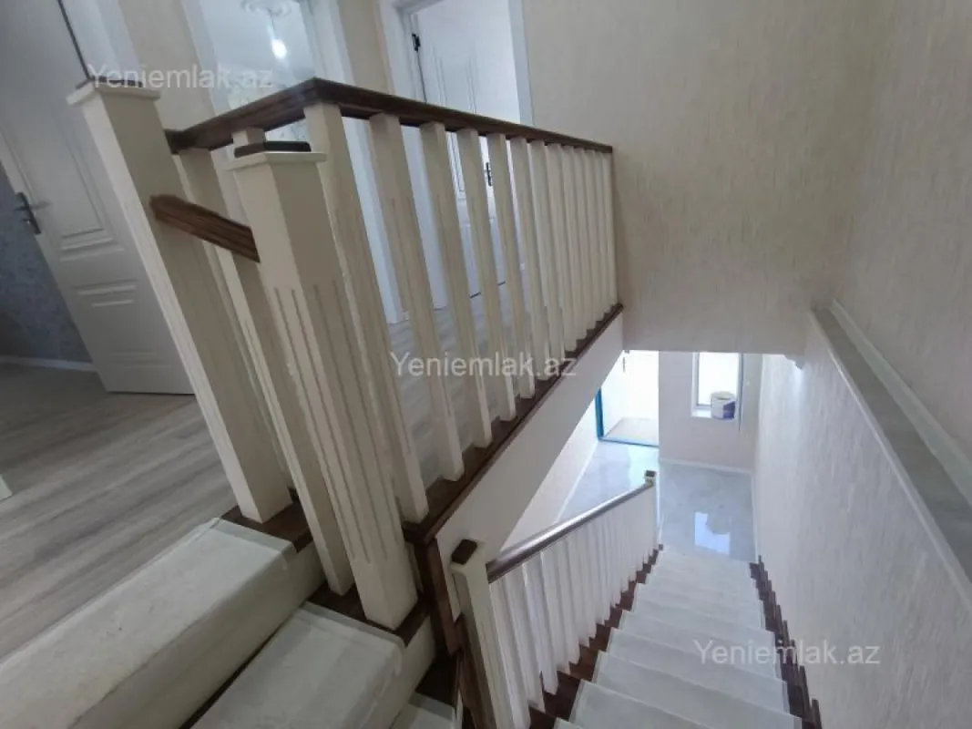 Satılır 4 otaqlı həyət evi 120 m²