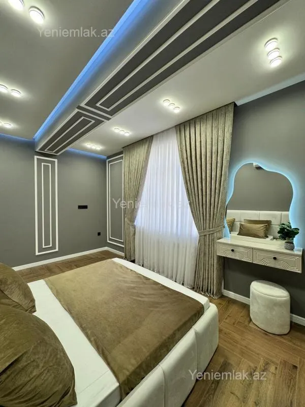 Satılır 3 otaqlı yeni tikili 105 m²