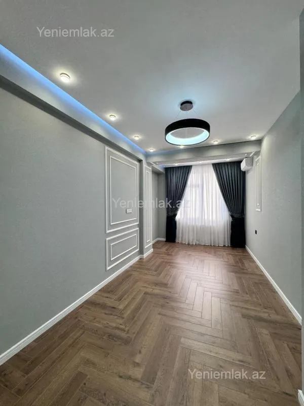 Satılır 3 otaqlı yeni tikili 105 m²
