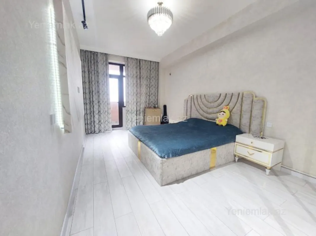 Satılır 2 otaqlı yeni tikili 70 m²