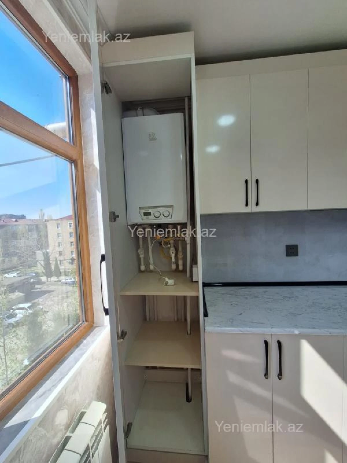 Satılır 2 otaqlı köhnə tikili 55 m²