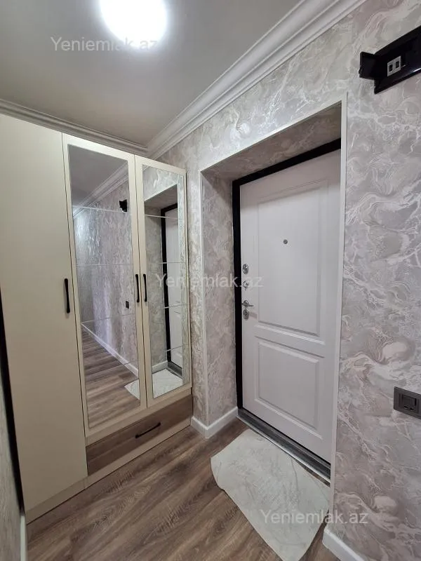 Satılır 2 otaqlı köhnə tikili 55 m²