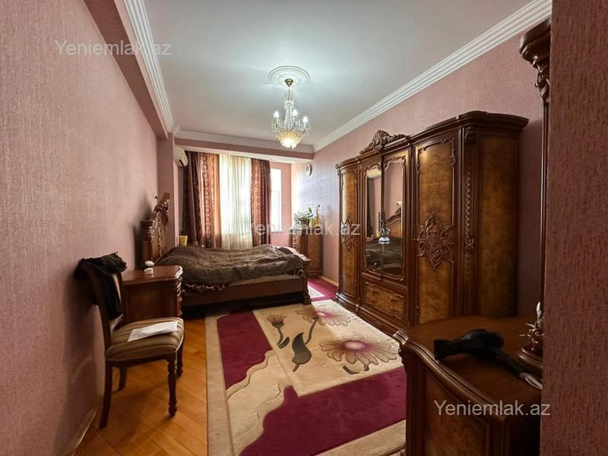 Satılır 4 otaqlı yeni tikili 160 m²
