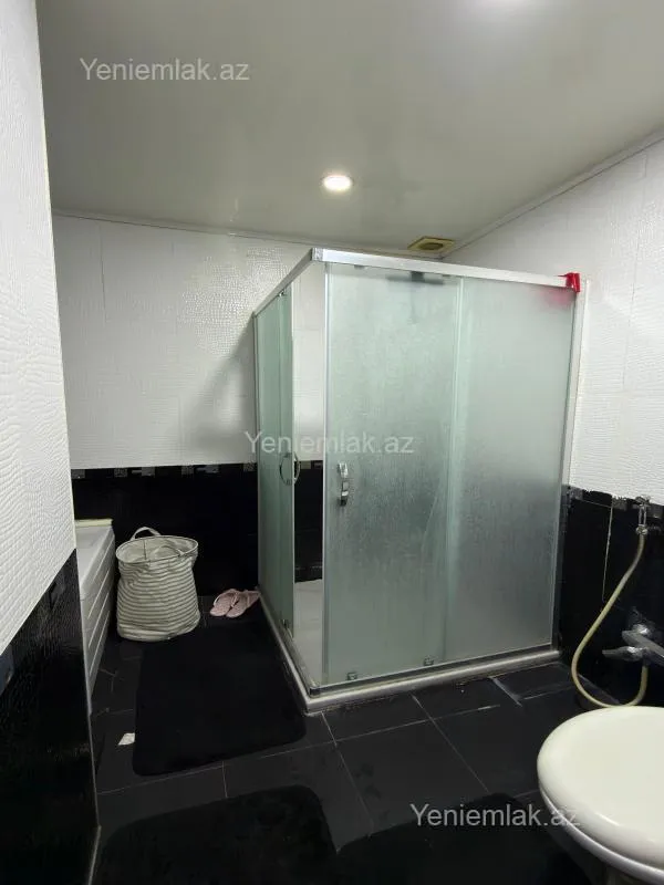 Satılır 4 otaqlı yeni tikili 160 m²