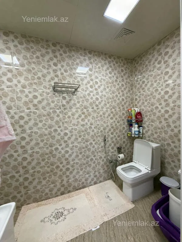 Satılır 2 otaqlı yeni tikili 72 m²