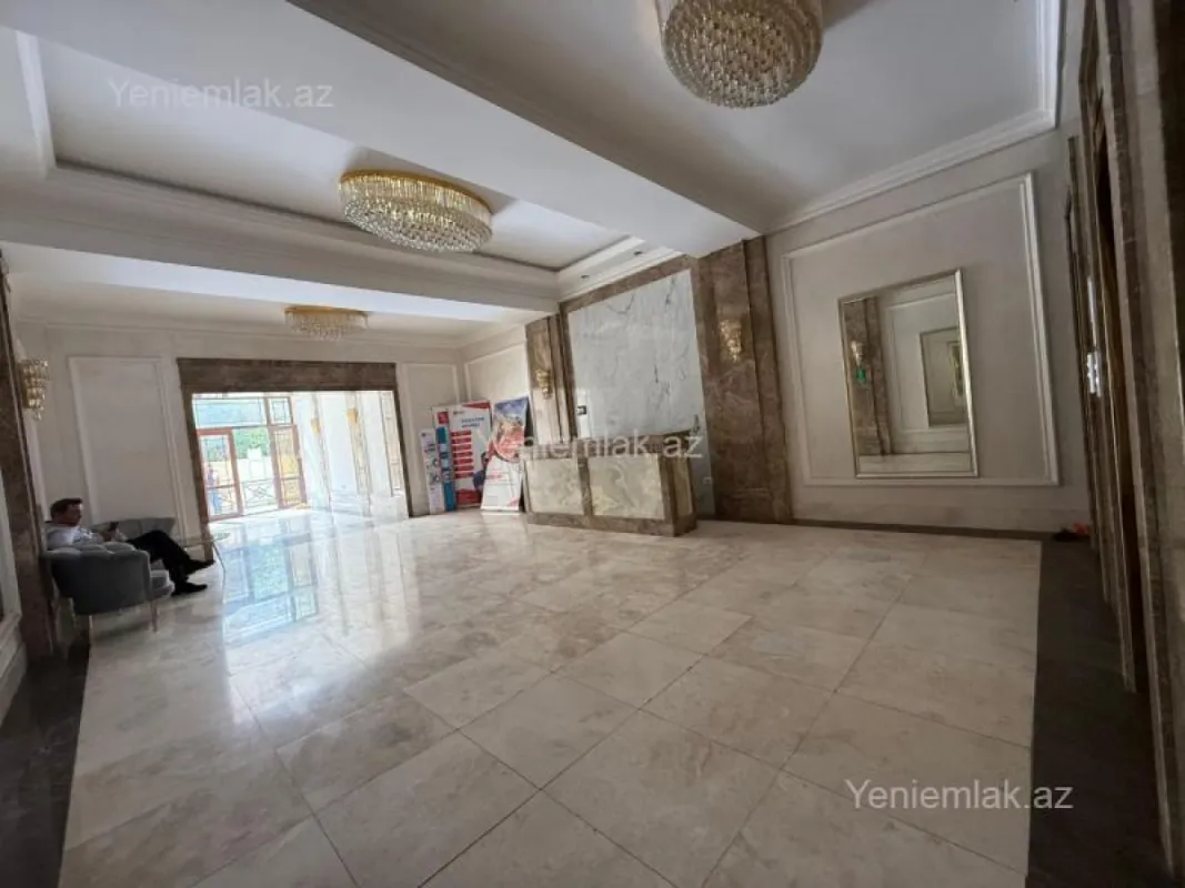 Satılır 4 otaqlı yeni tikili 235 m²