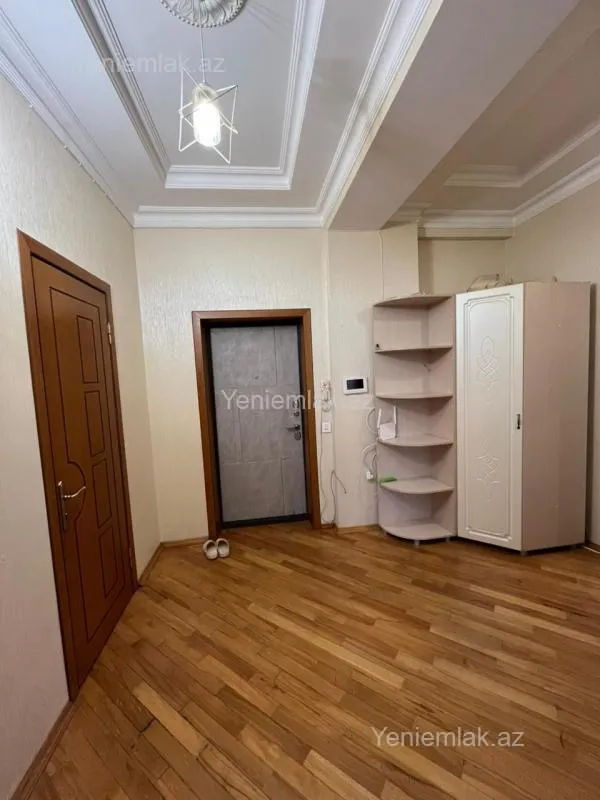 Satılır 3 otaqlı yeni tikili 105 m²
