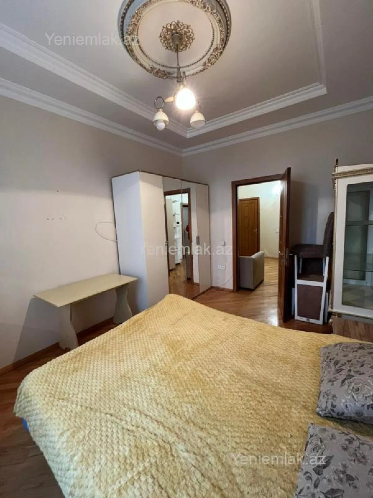 Satılır 3 otaqlı yeni tikili 105 m²