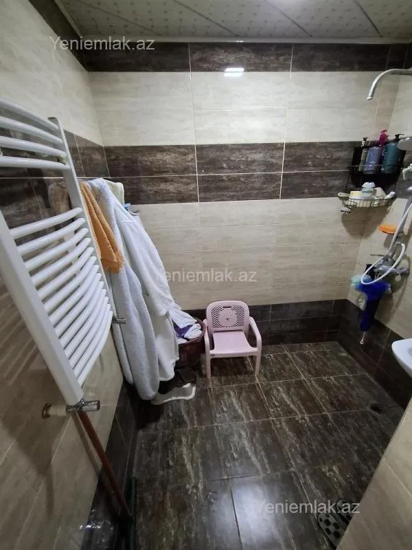 Satılır 4 otaqlı yeni tikili 100 m²