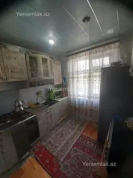 Satılır 2 otaqlı köhnə tikili 48 m²