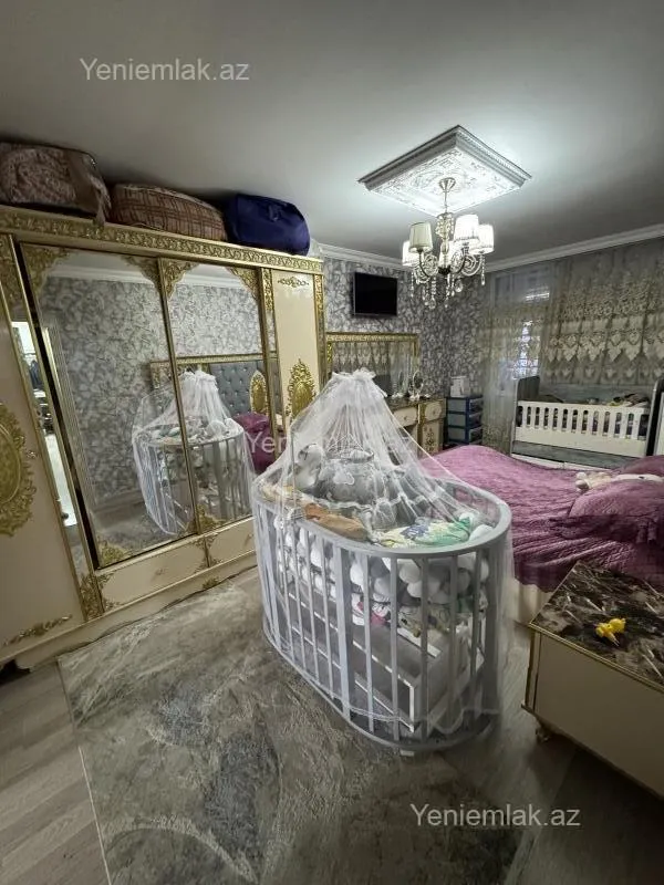 Satılır 5 otaqlı köhnə tikili 120 m²