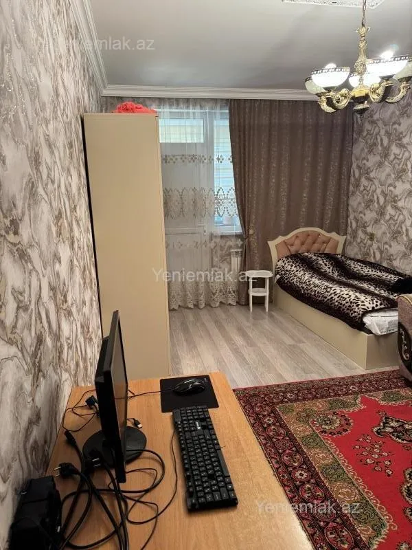 Satılır 5 otaqlı köhnə tikili 120 m²