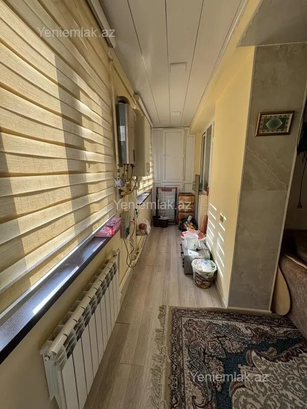 Satılır 5 otaqlı köhnə tikili 120 m²