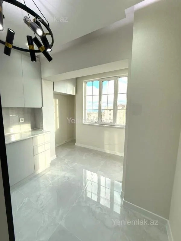 Satılır 5 otaqlı köhnə tikili 125 m²