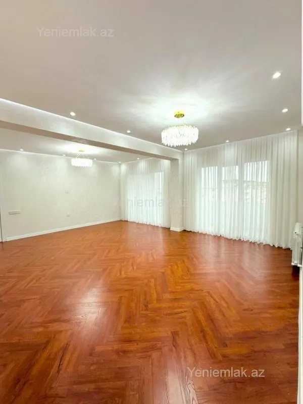 Satılır 5 otaqlı köhnə tikili 125 m²