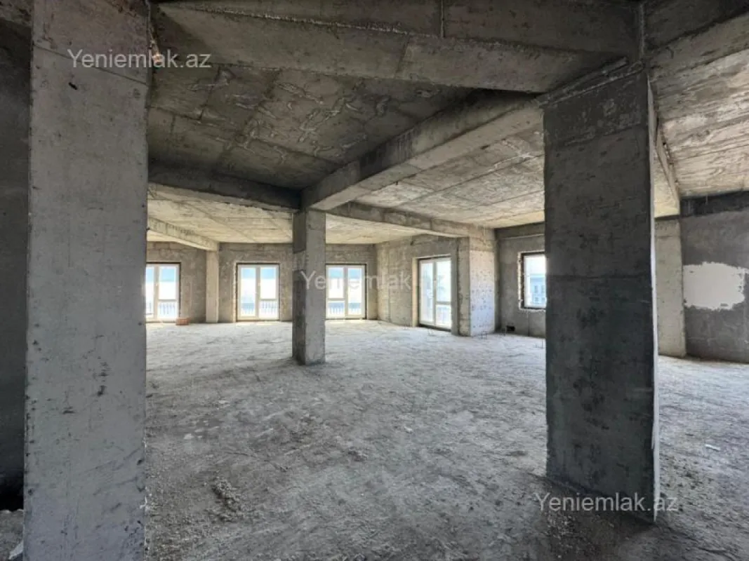 Satılır 5 otaqlı yeni tikili 250 m²