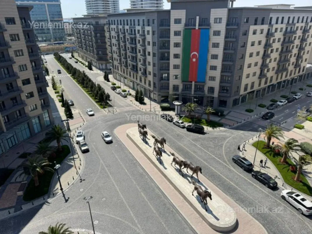 Satılır 5 otaqlı yeni tikili 250 m²