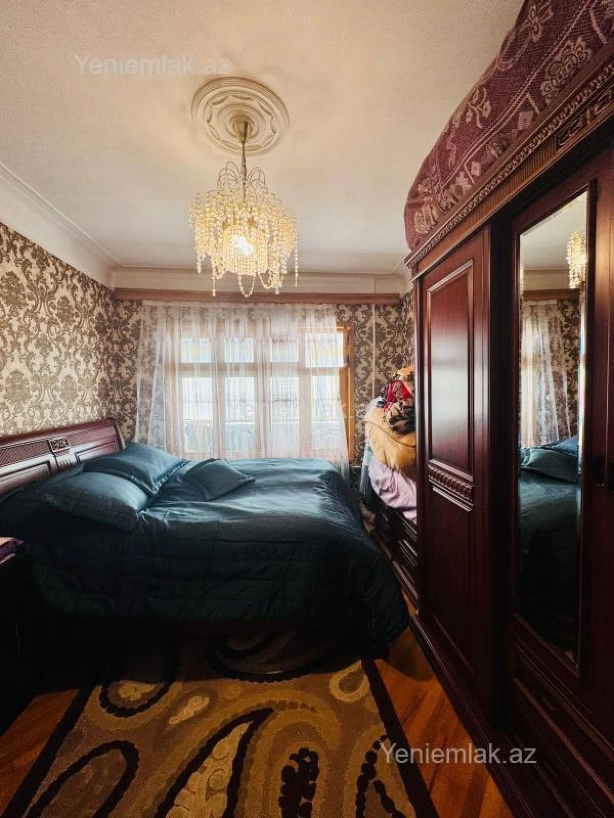 Satılır 5 otaqlı köhnə tikili 150 m²