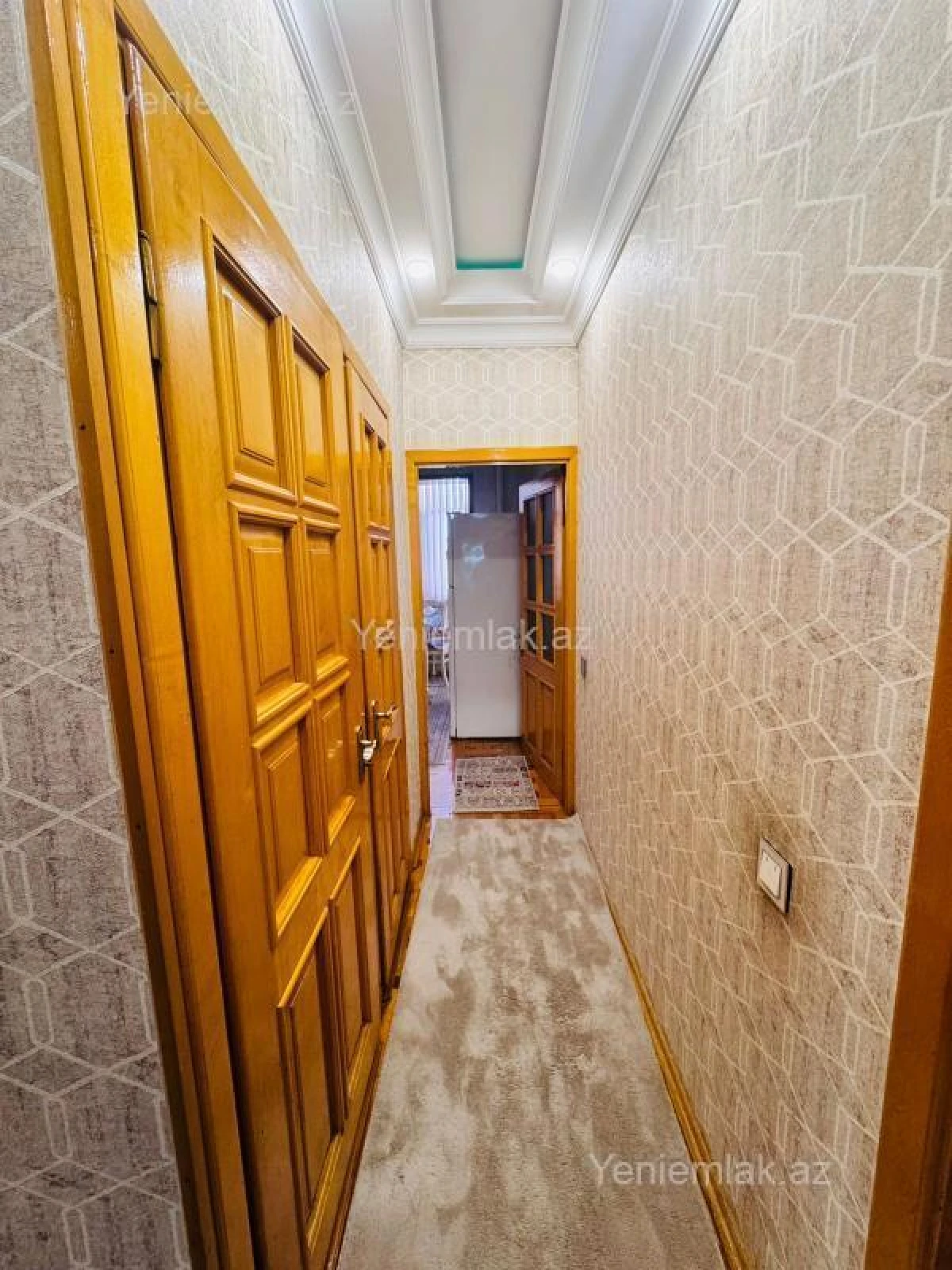 Satılır 5 otaqlı köhnə tikili 150 m²