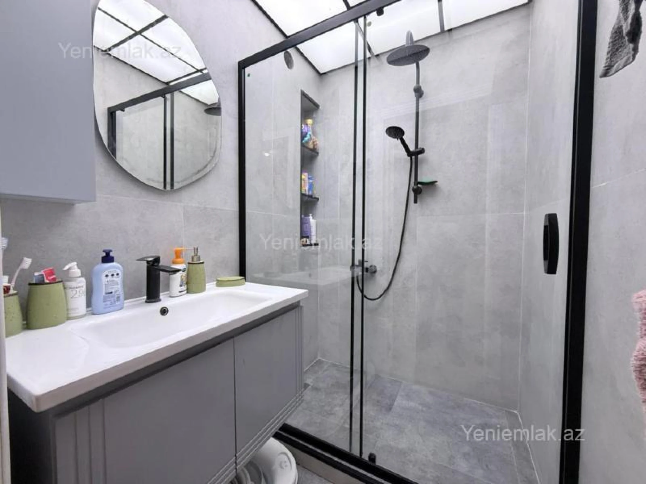 Satılır 2 otaqlı yeni tikili 60 m²