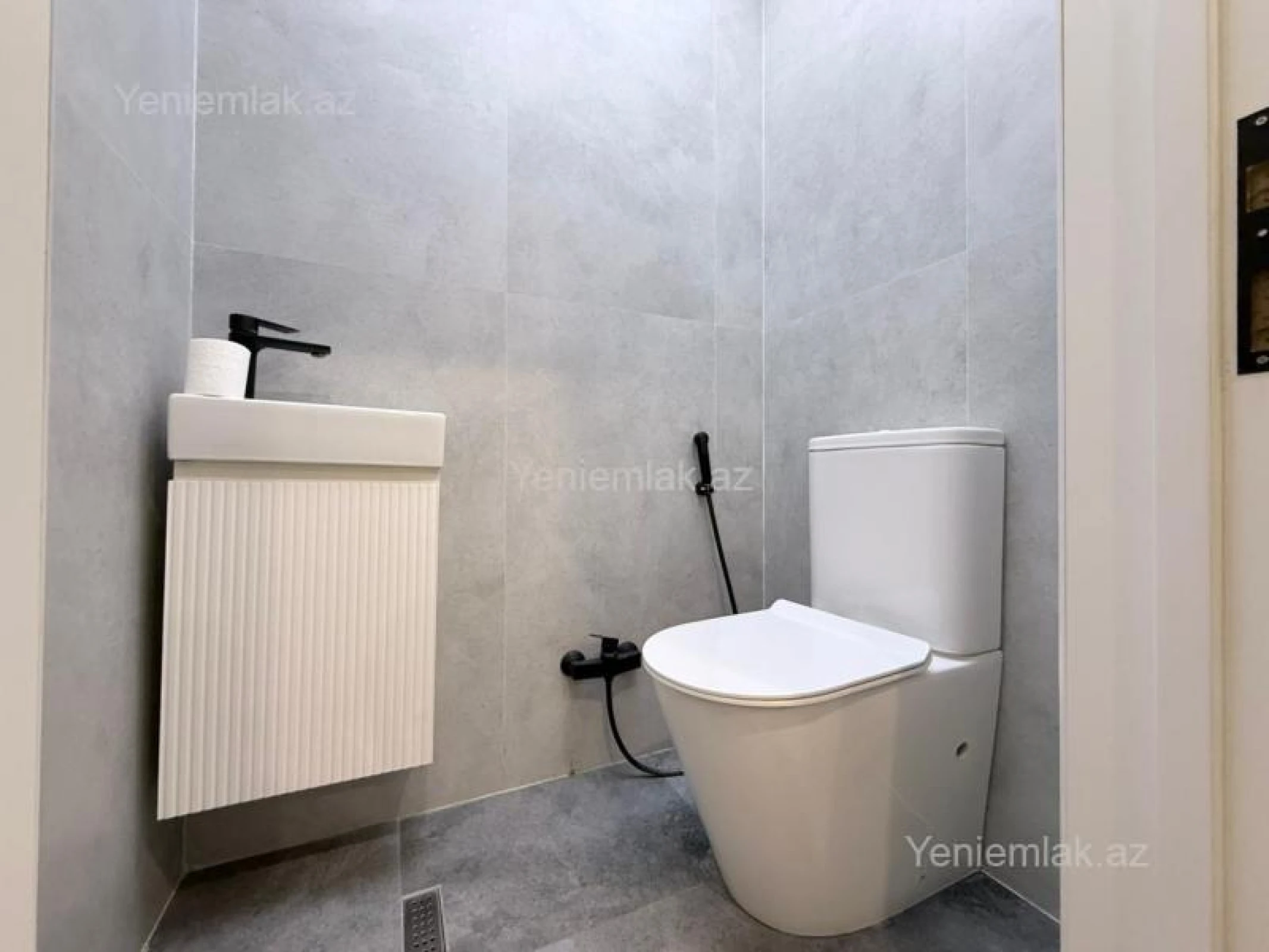 Satılır 2 otaqlı yeni tikili 60 m²