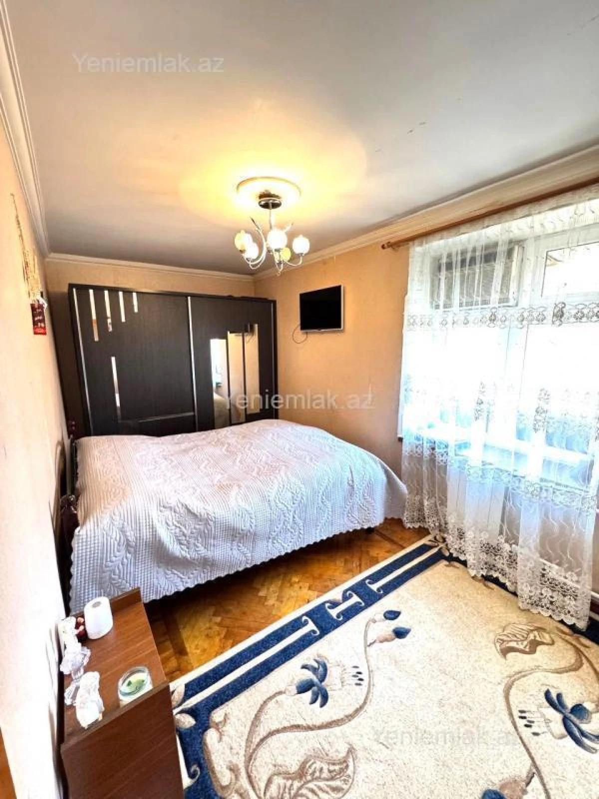 Satılır 2 otaqlı köhnə tikili 60 m²