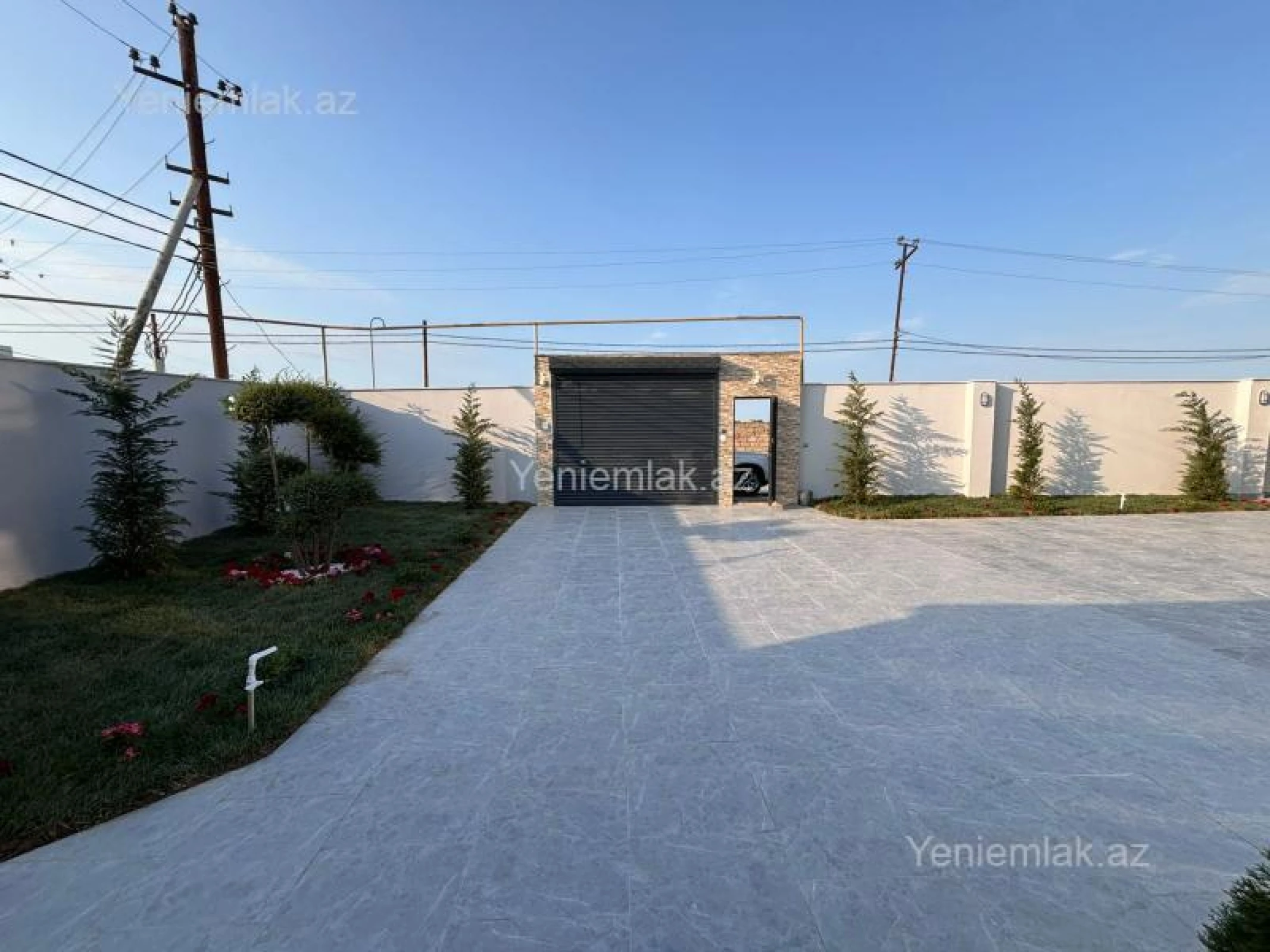 Satılır 6 otaqlı həyət evi 270 m²