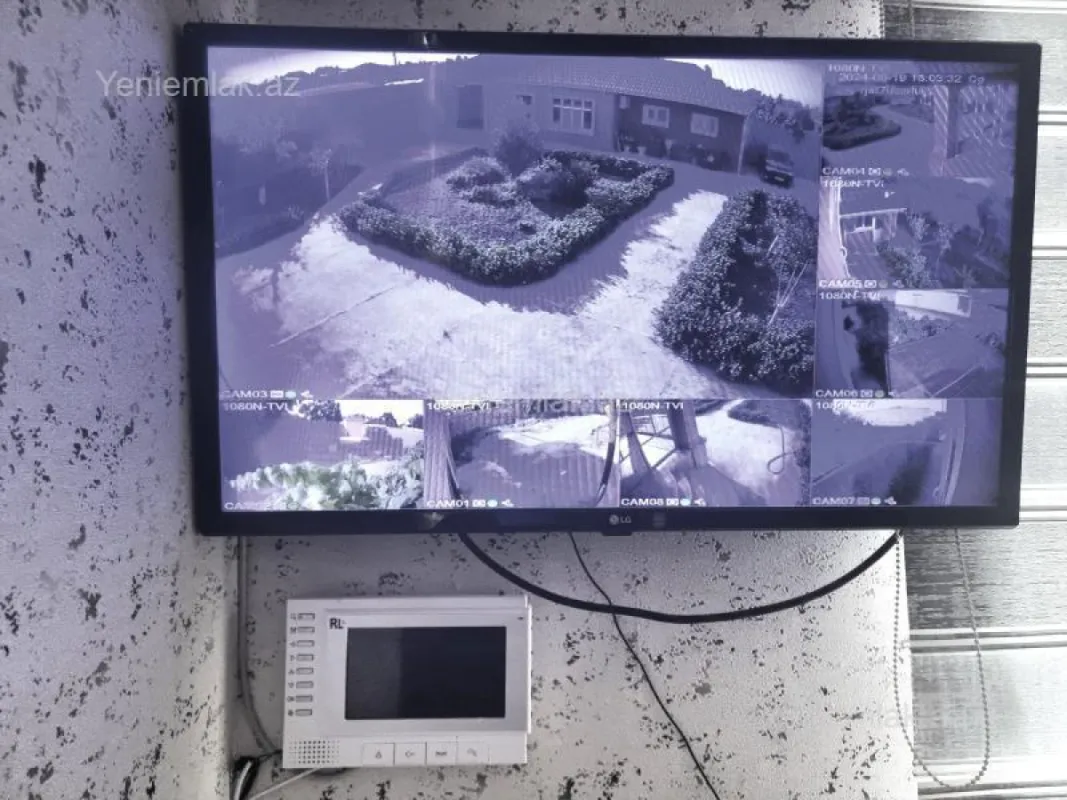 Satılır 7 otaqlı həyət evi 350 m²