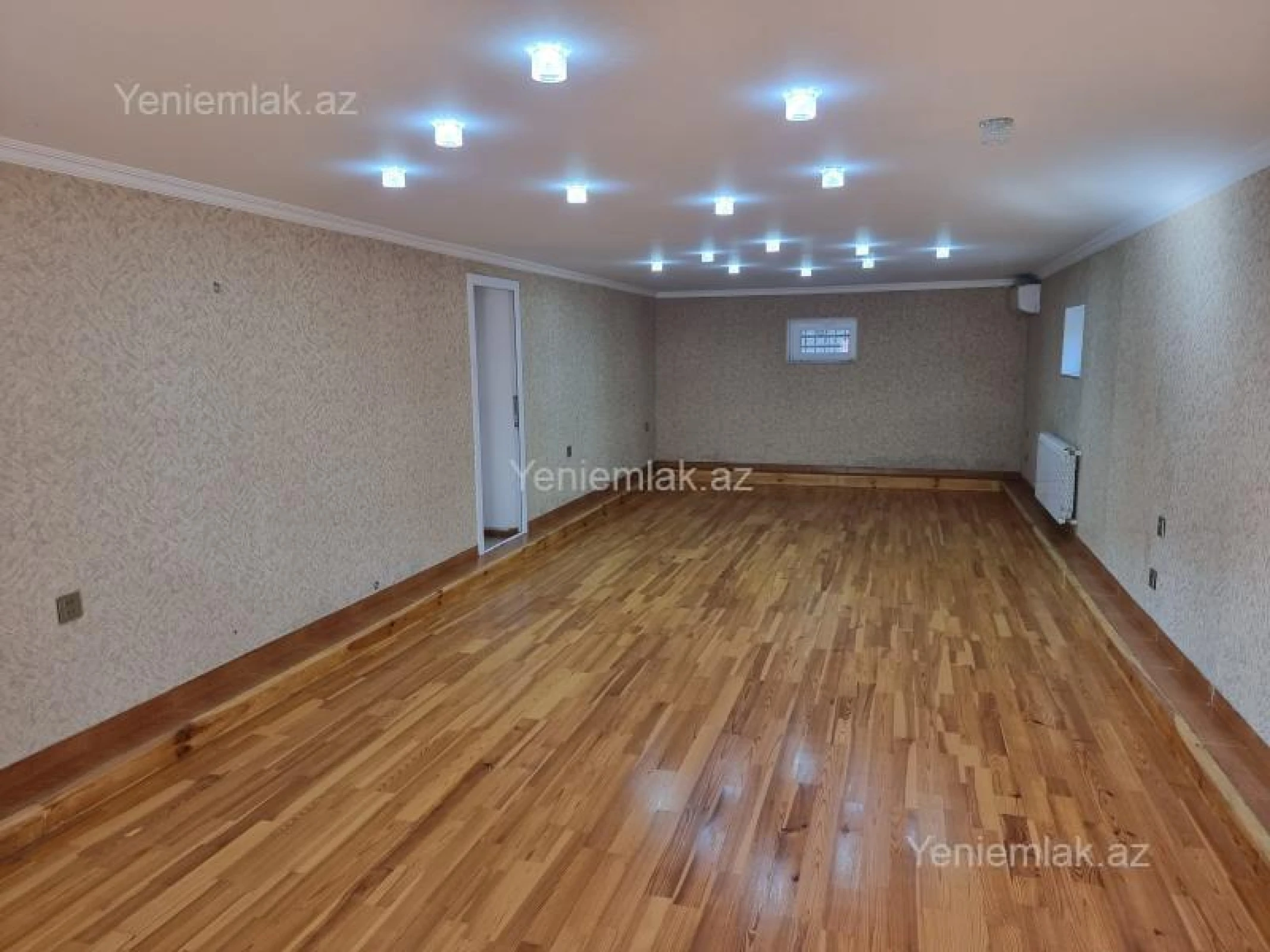 Satılır 7 otaqlı həyət evi 350 m²