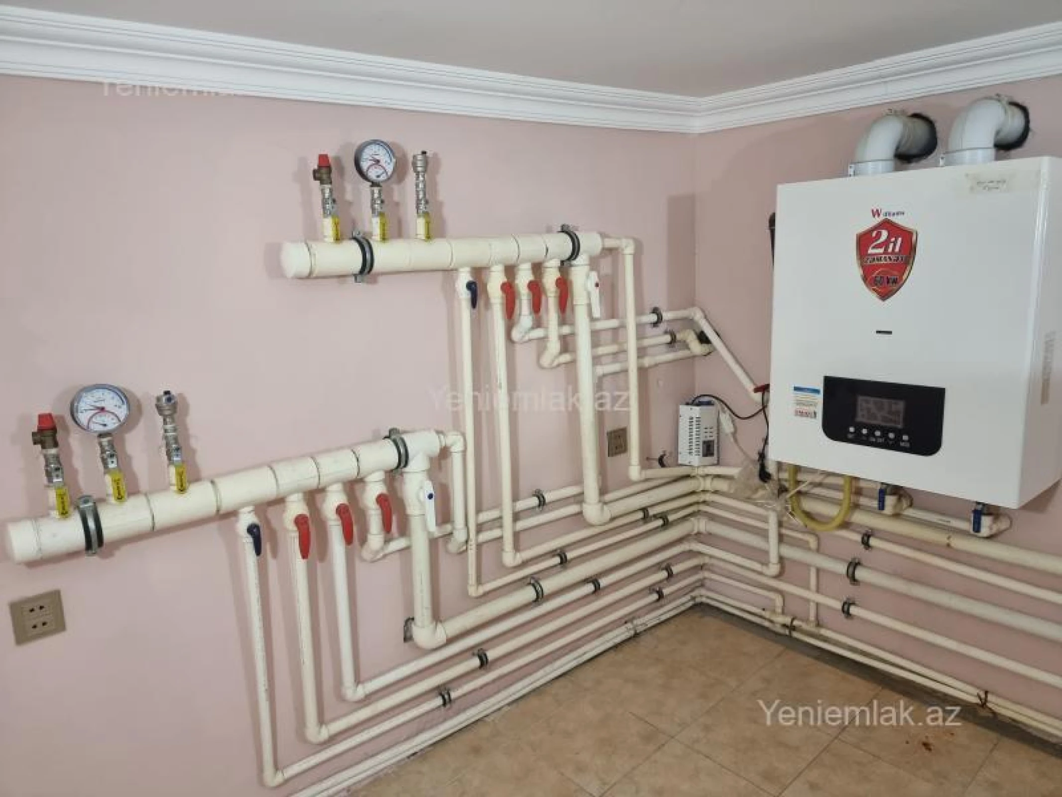 Satılır 7 otaqlı həyət evi 350 m²