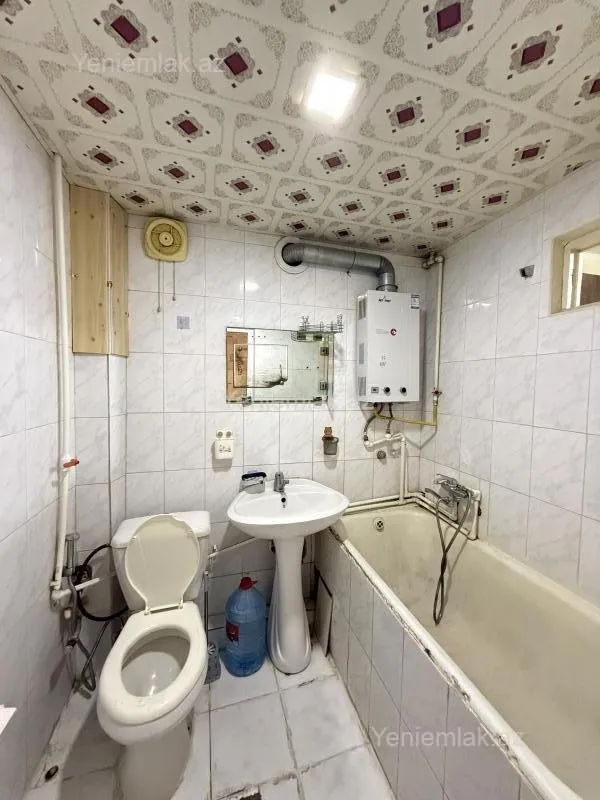 Satılır 1 otaqlı köhnə tikili 39 m²