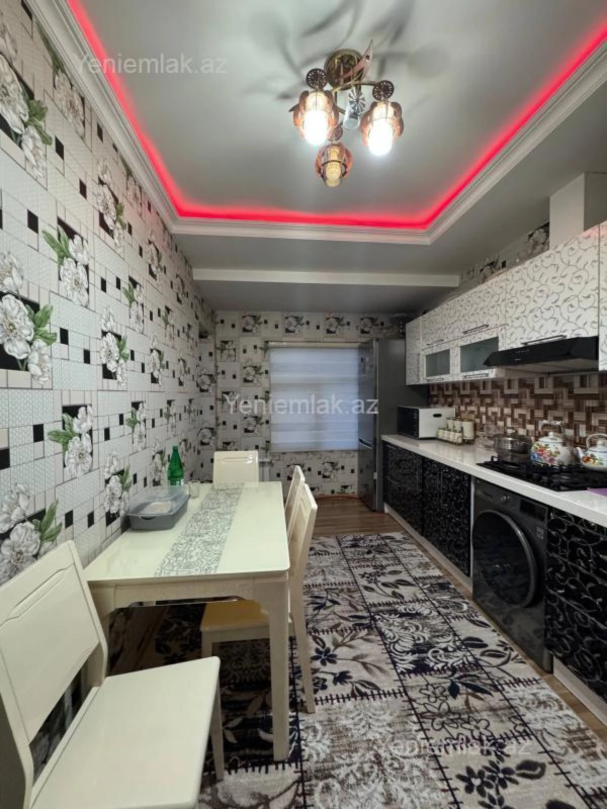 Satılır 3 otaqlı yeni tikili 90 m²