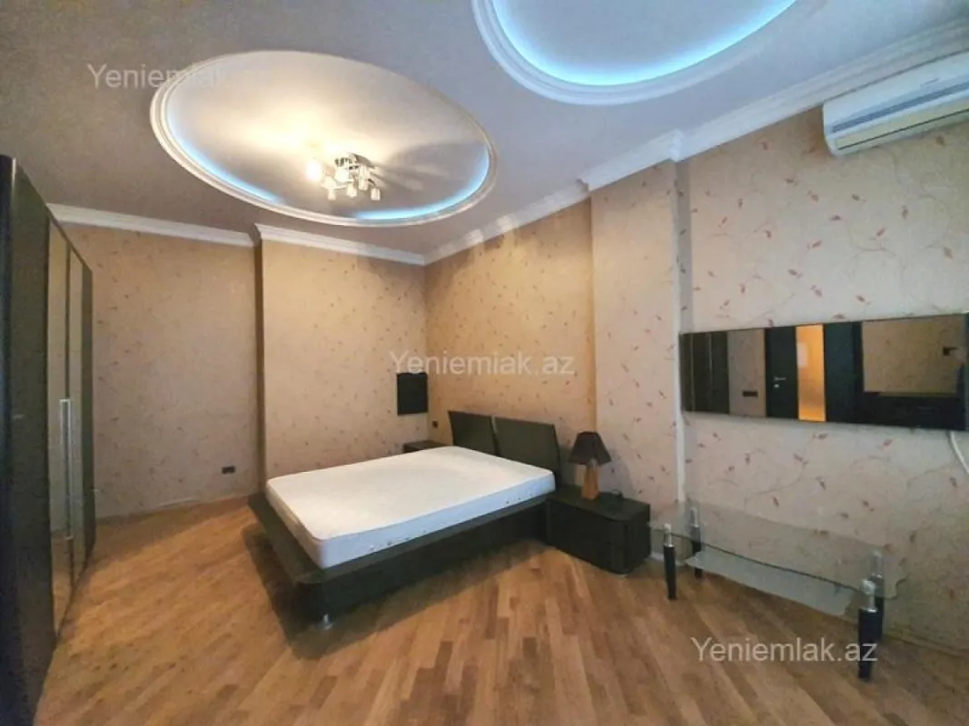 Satılır 2 otaqlı yeni tikili 110 m²