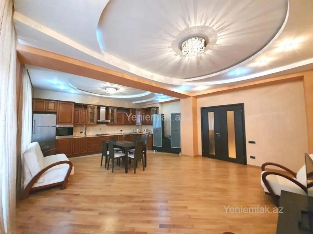 Satılır 2 otaqlı yeni tikili 110 m²