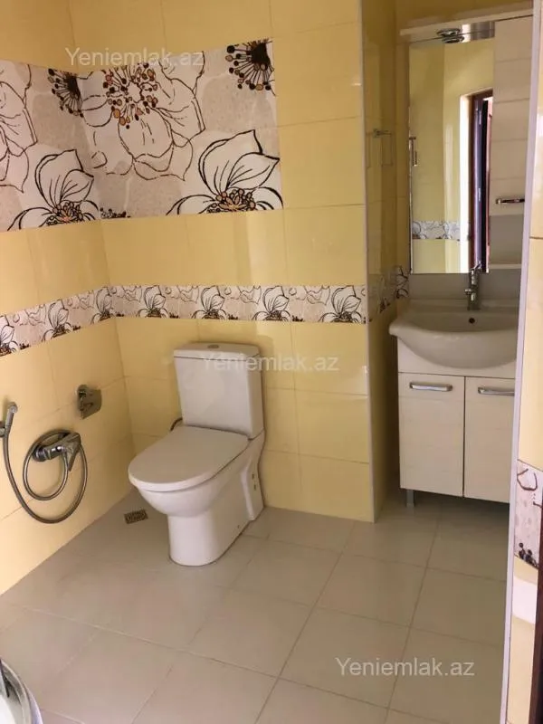Satılır 2 otaqlı yeni tikili 60 m²