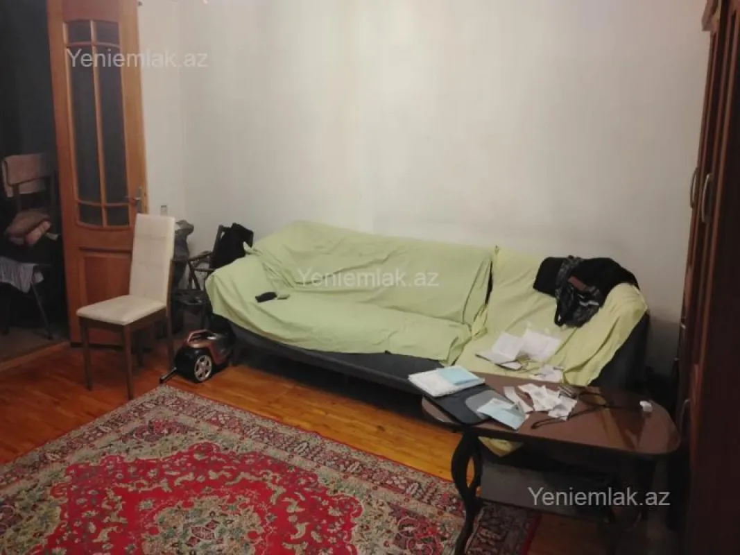 Satılır 3 otaqlı köhnə tikili 78 m²