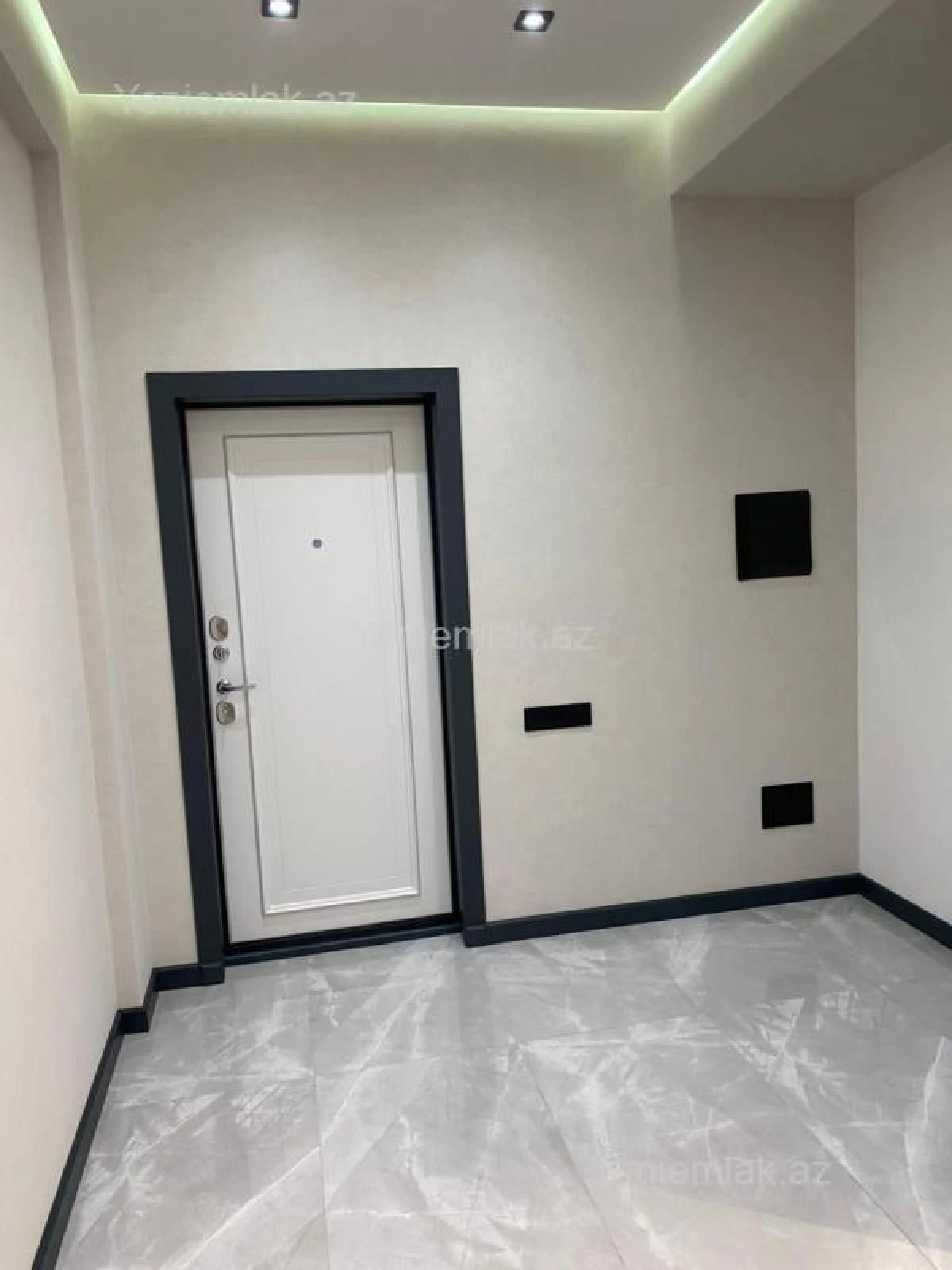 Satılır 3 otaqlı yeni tikili 130.3 m²