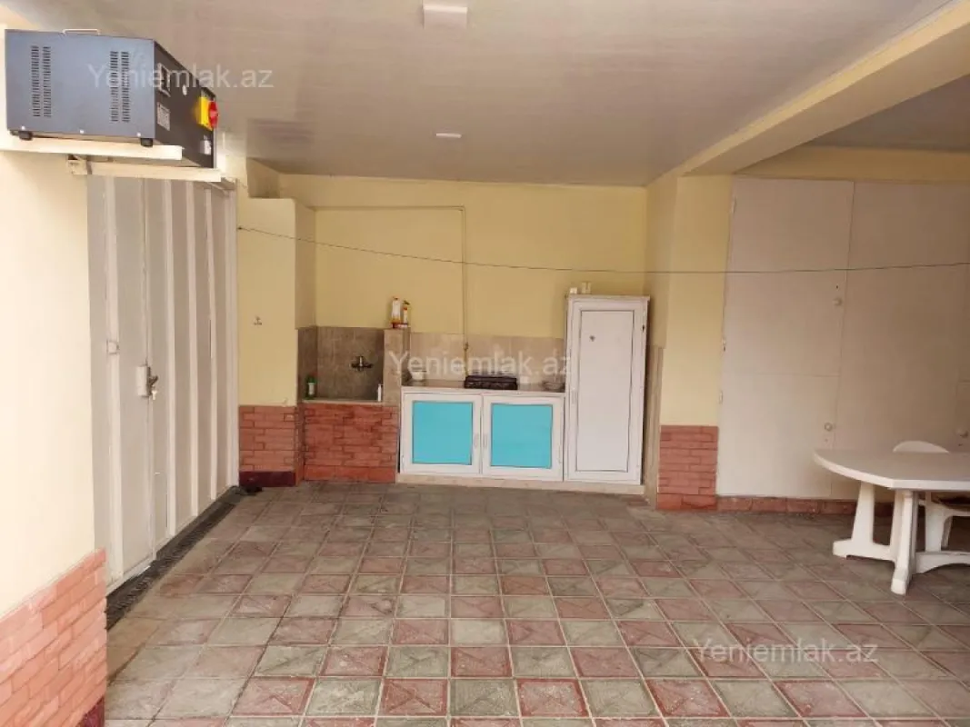 Satılır 4 otaqlı həyət evi 110 m²