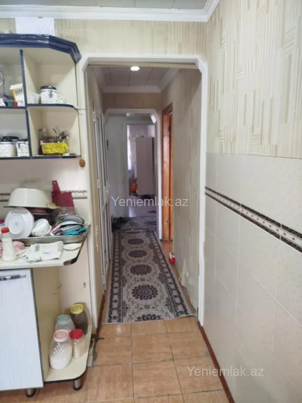 Satılır 3 otaqlı köhnə tikili 72 m²