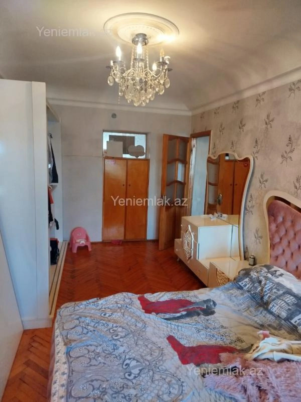 Satılır 3 otaqlı köhnə tikili 72 m²